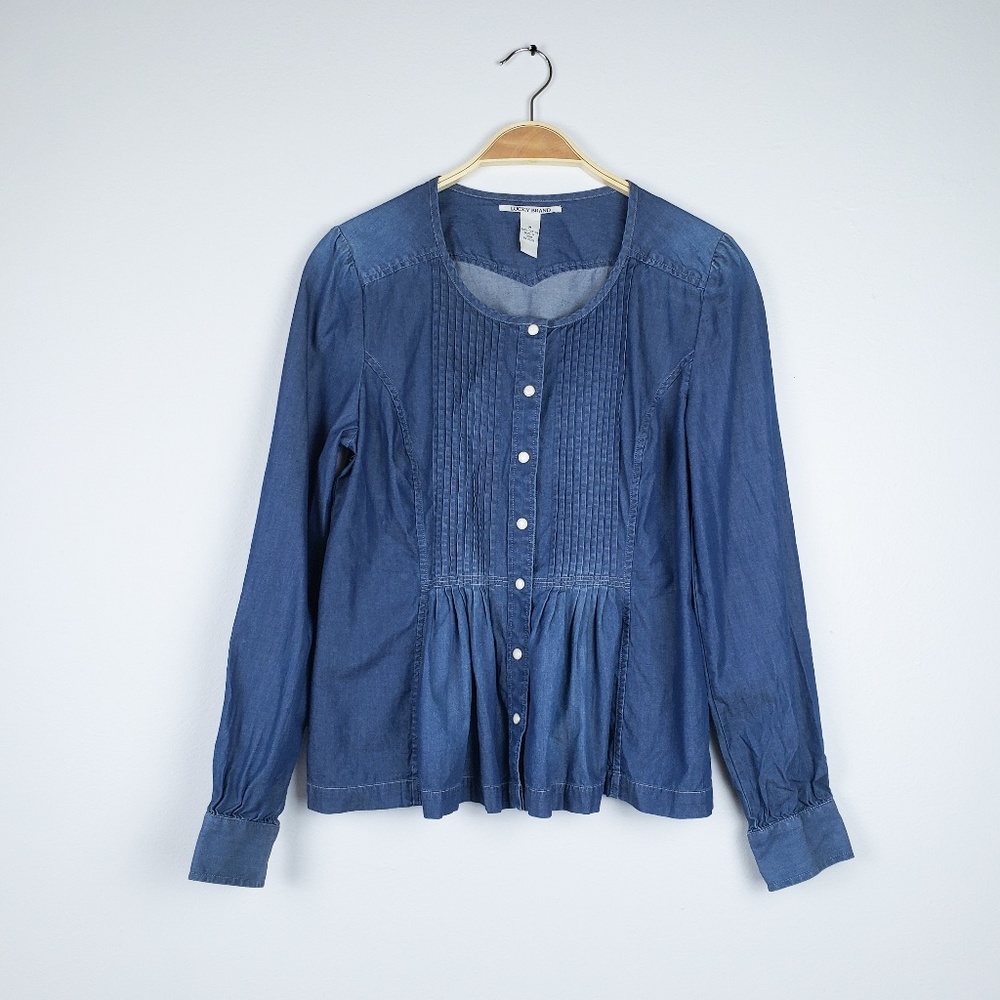 Lucky Brand Blue Chambray Pleated Pearl Snaps